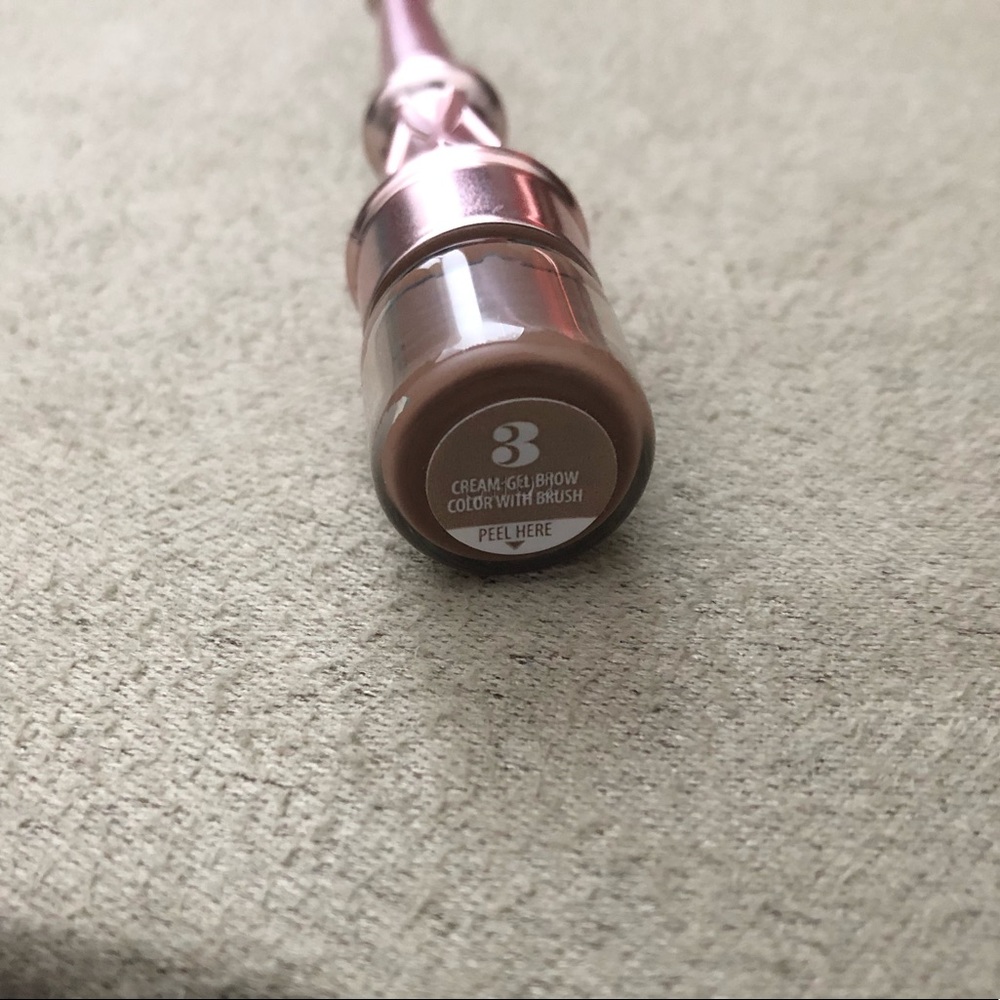 Makeup Bundle - Picture 6 of 8